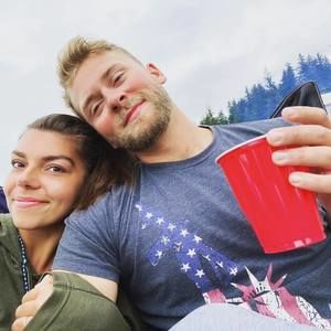 Meet your Posher, Cort